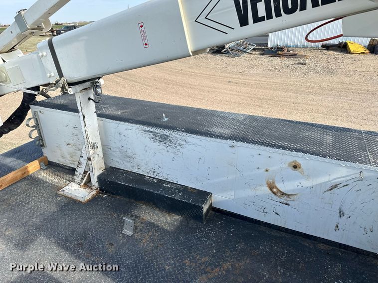 image for item KL9234 2012 Ford F550 Super Duty  bucket truck