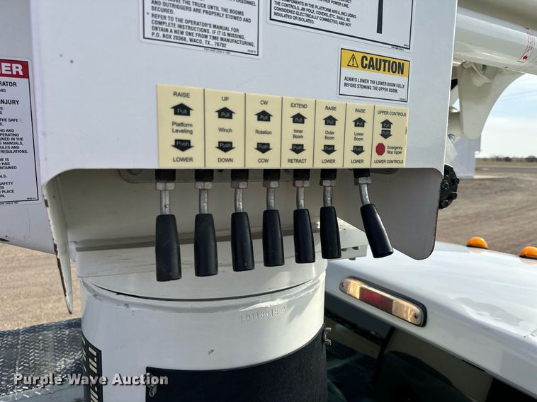 image for item KL9234 2012 Ford F550 Super Duty  bucket truck