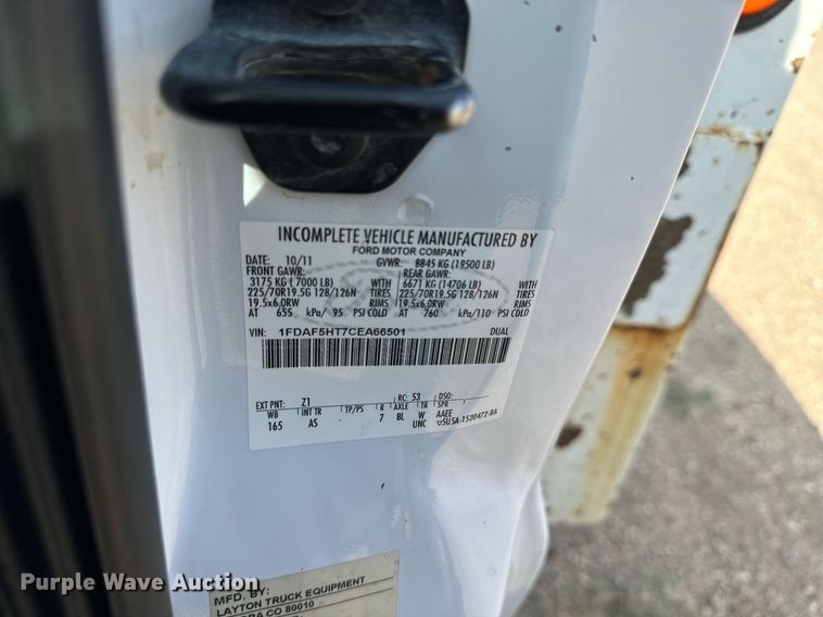 image for item KL9234 2012 Ford F550 Super Duty  bucket truck