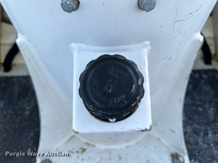 image for item KL9234 2012 Ford F550 Super Duty  bucket truck