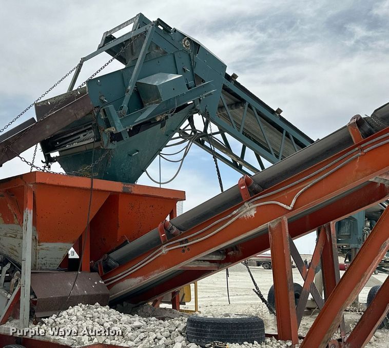 image for item KL9246 Powerscreen  screening plant