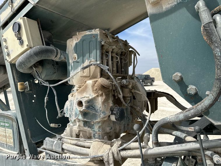 image for item KL9246 Powerscreen  screening plant