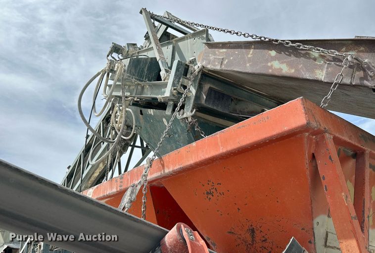 image for item KL9246 Powerscreen  screening plant