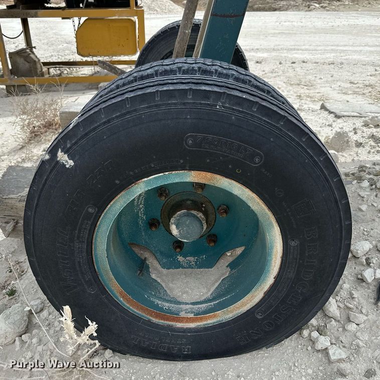 image for item KL9246 Powerscreen  screening plant