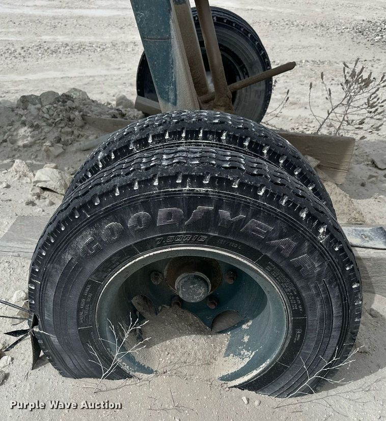 image for item KL9246 Powerscreen  screening plant