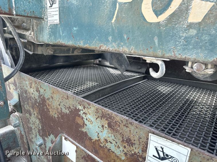 image for item KL9247 Powerscreen Turbo Chieftain 1400  screening plant