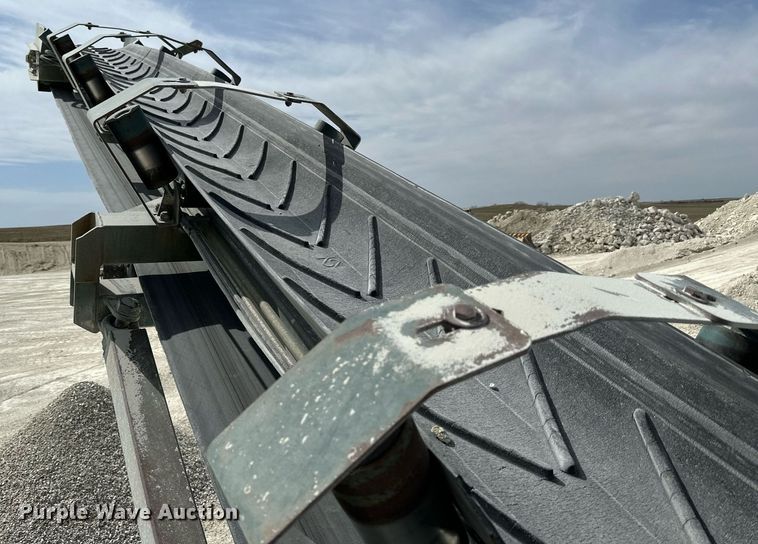 image for item KL9247 Powerscreen Turbo Chieftain 1400  screening plant