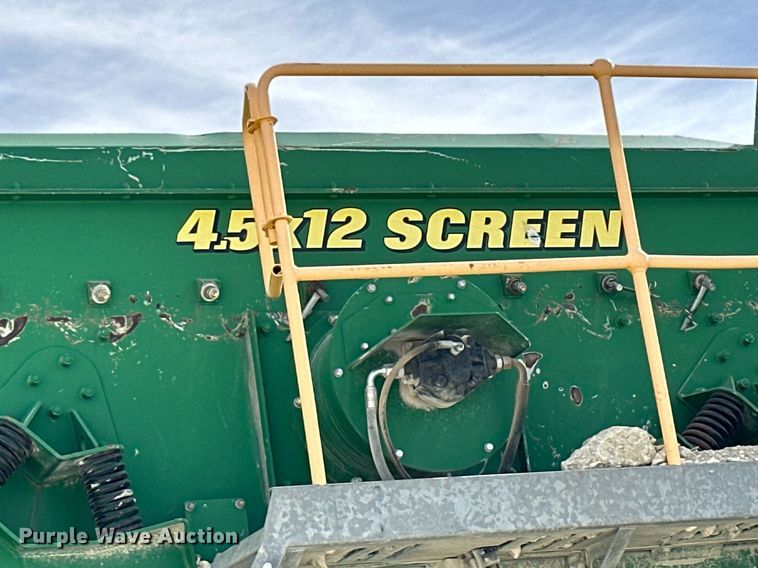 image for item KL9248 2015 McCloskey R105  screening plant