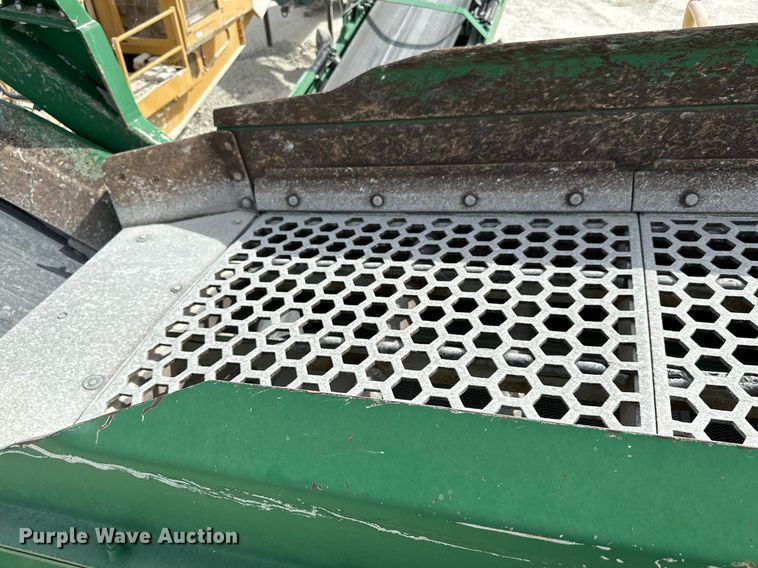 image for item KL9248 2015 McCloskey R105  screening plant