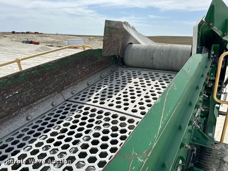 image for item KL9248 2015 McCloskey R105  screening plant