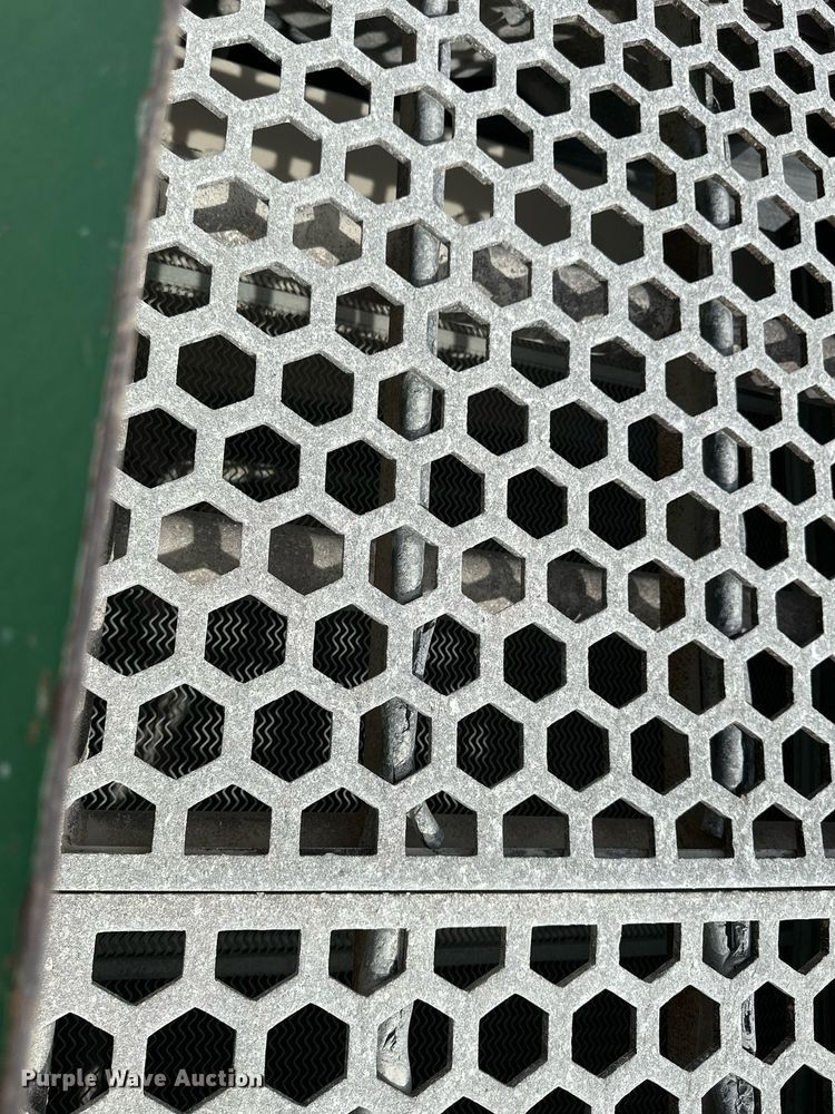 image for item KL9248 2015 McCloskey R105  screening plant