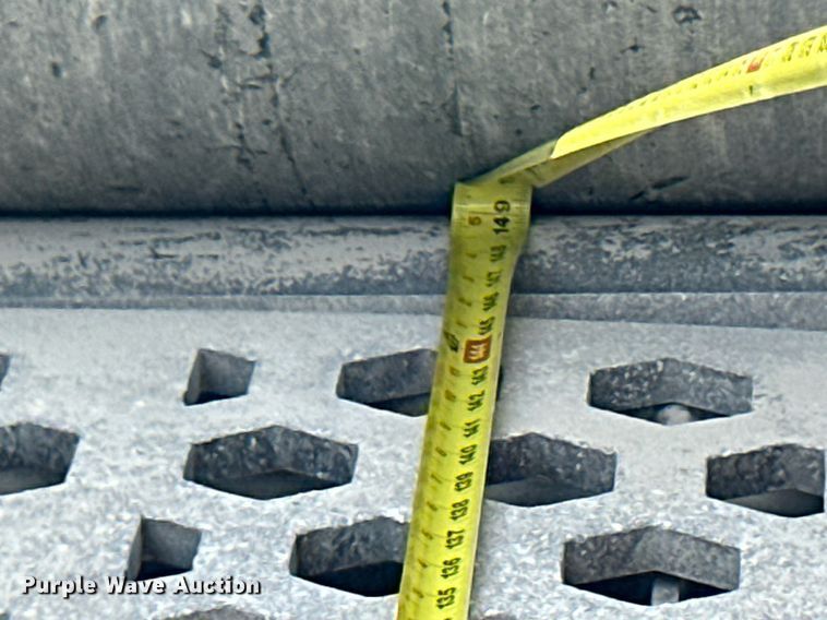 image for item KL9248 2015 McCloskey R105  screening plant