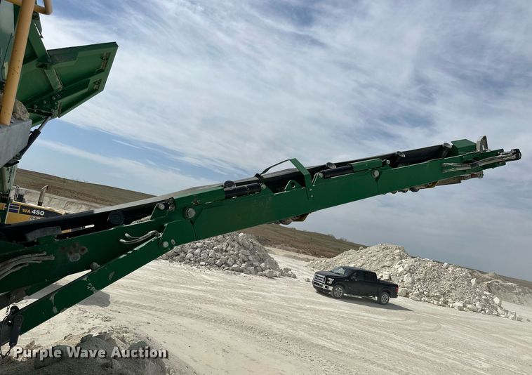 image for item KL9248 2015 McCloskey R105  screening plant