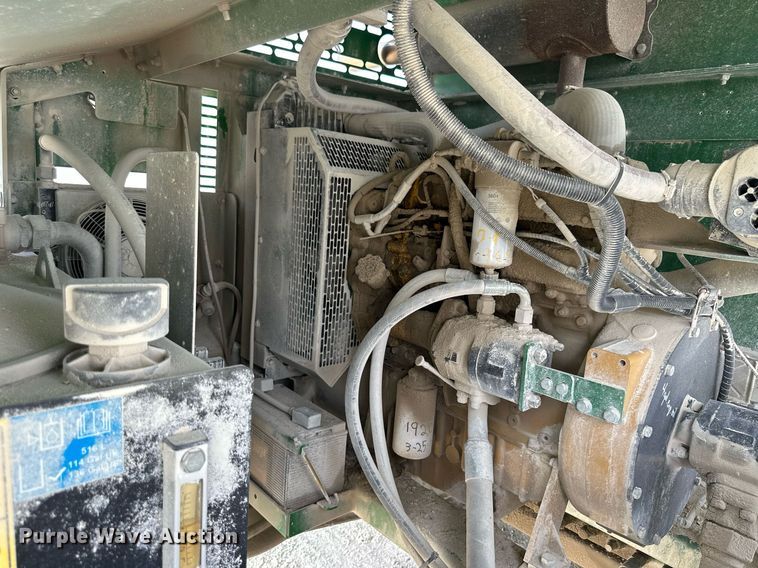 image for item KL9248 2015 McCloskey R105  screening plant