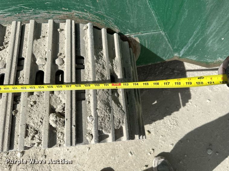 image for item KL9248 2015 McCloskey R105  screening plant