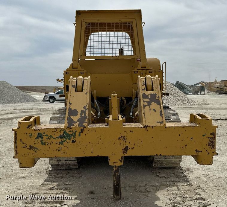 image for item KL9252 1975 Caterpillar D8K  dozer