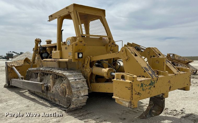 image for item KL9252 1975 Caterpillar D8K  dozer
