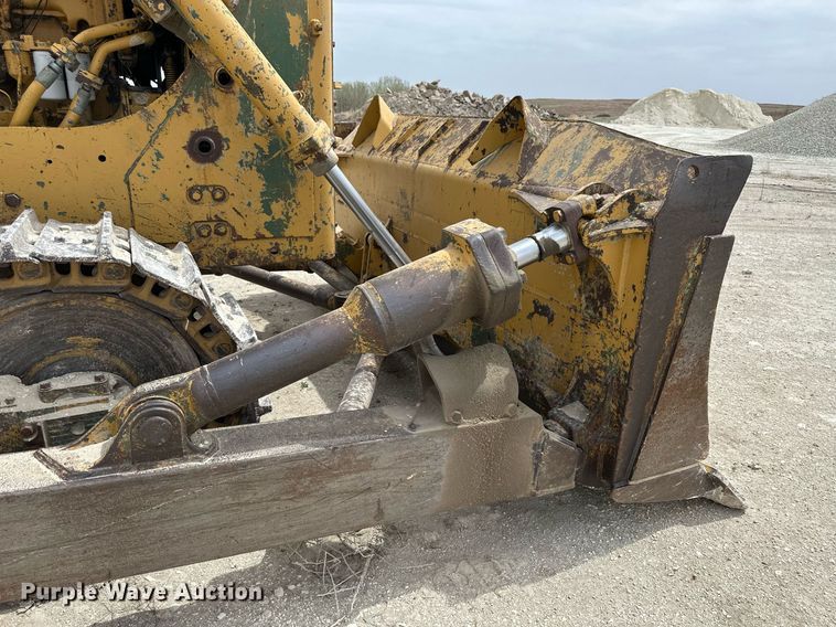 image for item KL9252 1975 Caterpillar D8K  dozer