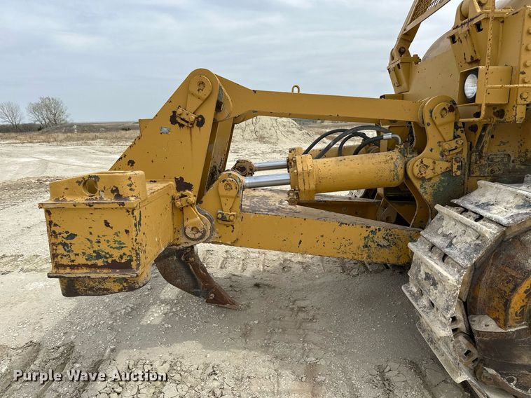 image for item KL9252 1975 Caterpillar D8K  dozer