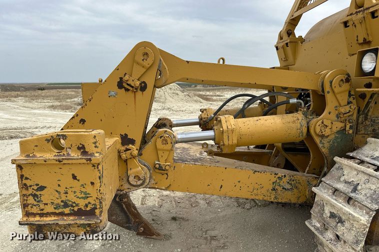 image for item KL9252 1975 Caterpillar D8K  dozer