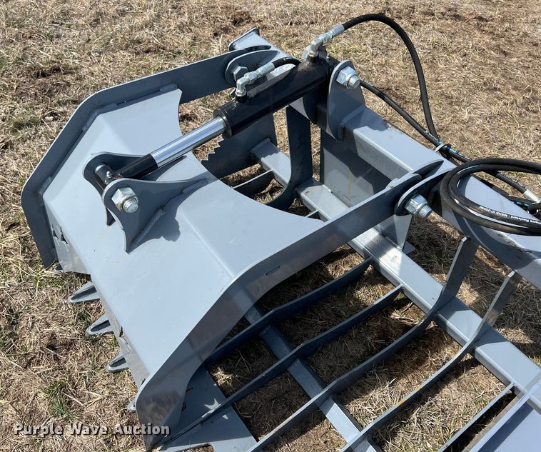 image for item KR9434 Skid steer grapple bucket