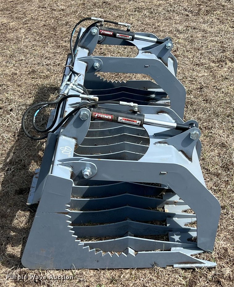 image for item KR9438 Skid steer grapple bucket