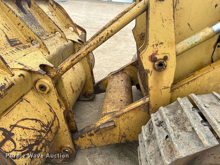 image for item KU9931 1974 Caterpillar 955L  track loader