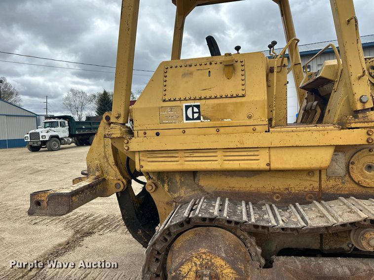 image for item KU9931 1974 Caterpillar 955L  track loader