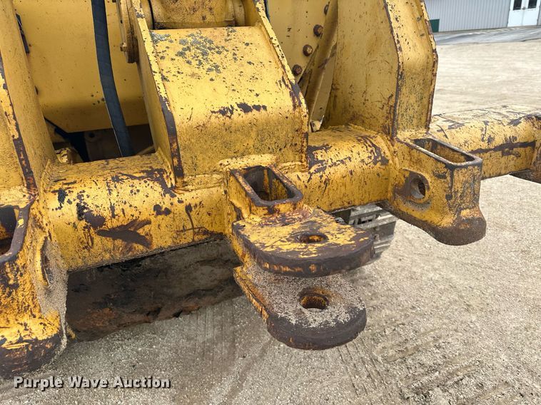 image for item KU9931 1974 Caterpillar 955L  track loader