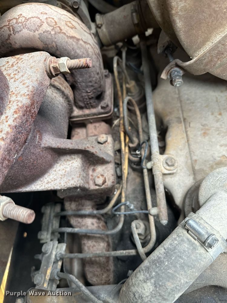 image for item KU9931 1974 Caterpillar 955L  track loader