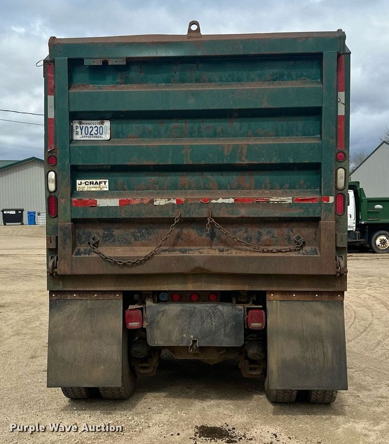 image for item KU9932 1996 Mack RD688S  dump truck