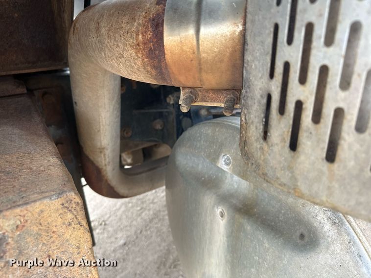 image for item KU9932 1996 Mack RD688S  dump truck