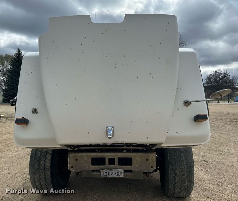 image for item KU9932 1996 Mack RD688S  dump truck