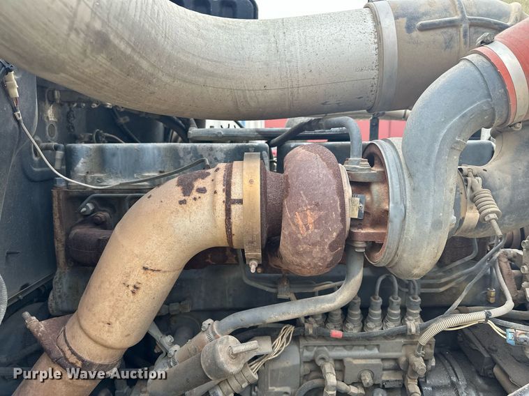 image for item KU9932 1996 Mack RD688S  dump truck