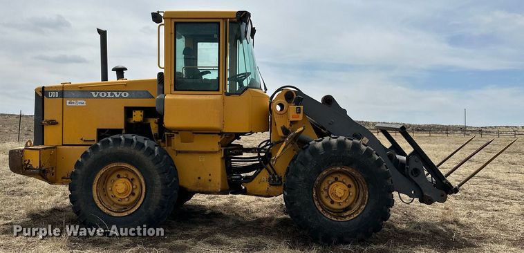 image for item KX9041 2000 Volvo L70D  wheel loader