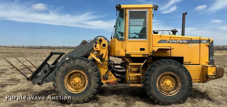 image for item KX9041 2000 Volvo L70D  wheel loader