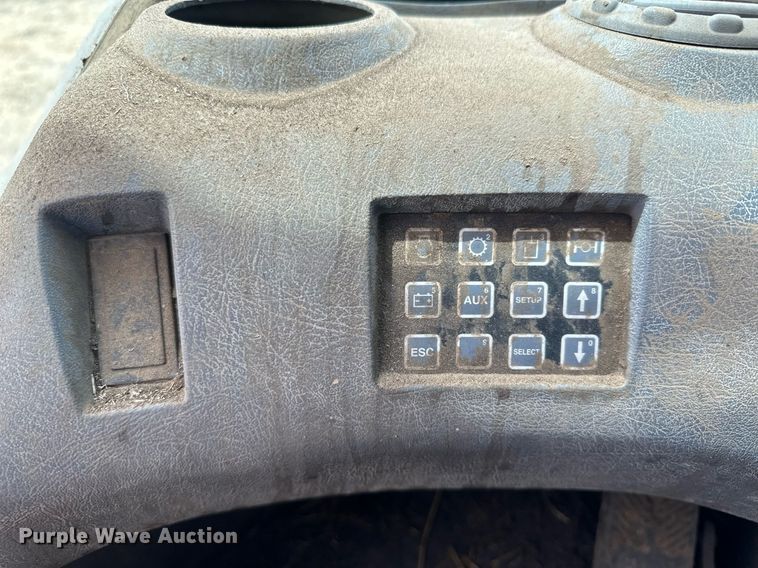 image for item KX9041 2000 Volvo L70D  wheel loader