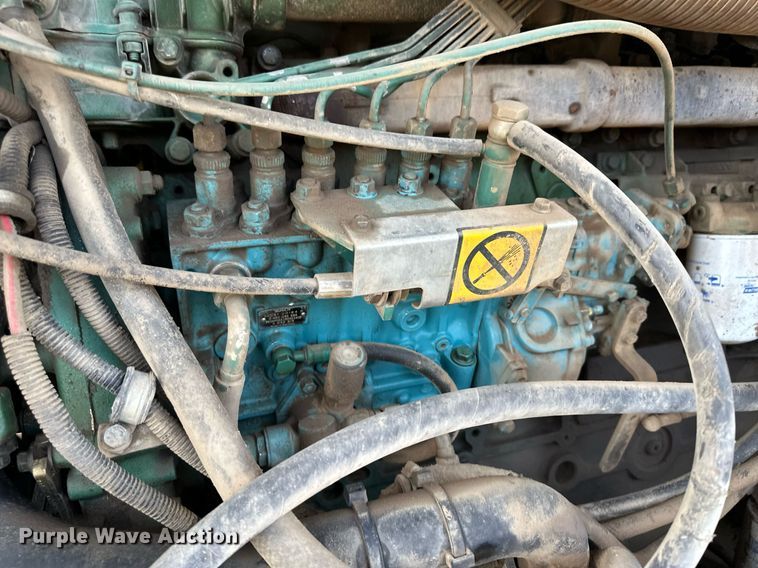 image for item KX9041 2000 Volvo L70D  wheel loader