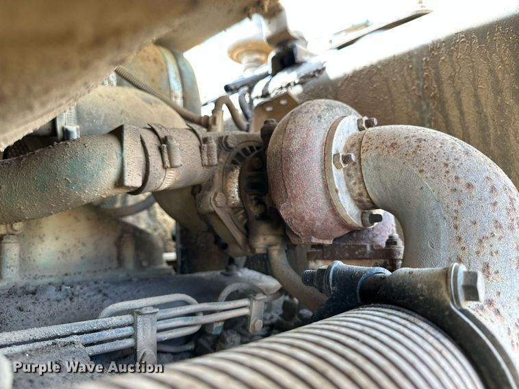 image for item KX9041 2000 Volvo L70D  wheel loader