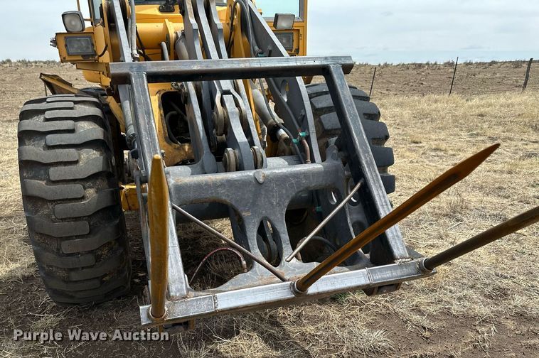 image for item KX9041 2000 Volvo L70D  wheel loader