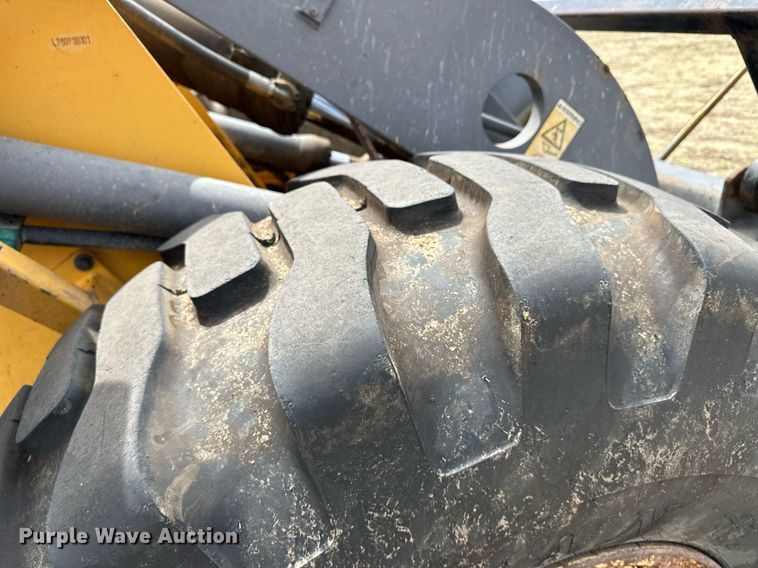 image for item KX9041 2000 Volvo L70D  wheel loader