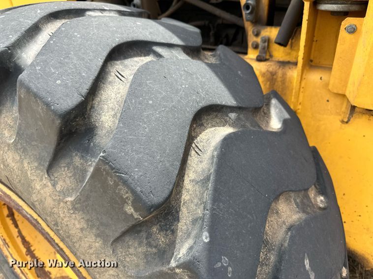 image for item KX9041 2000 Volvo L70D  wheel loader