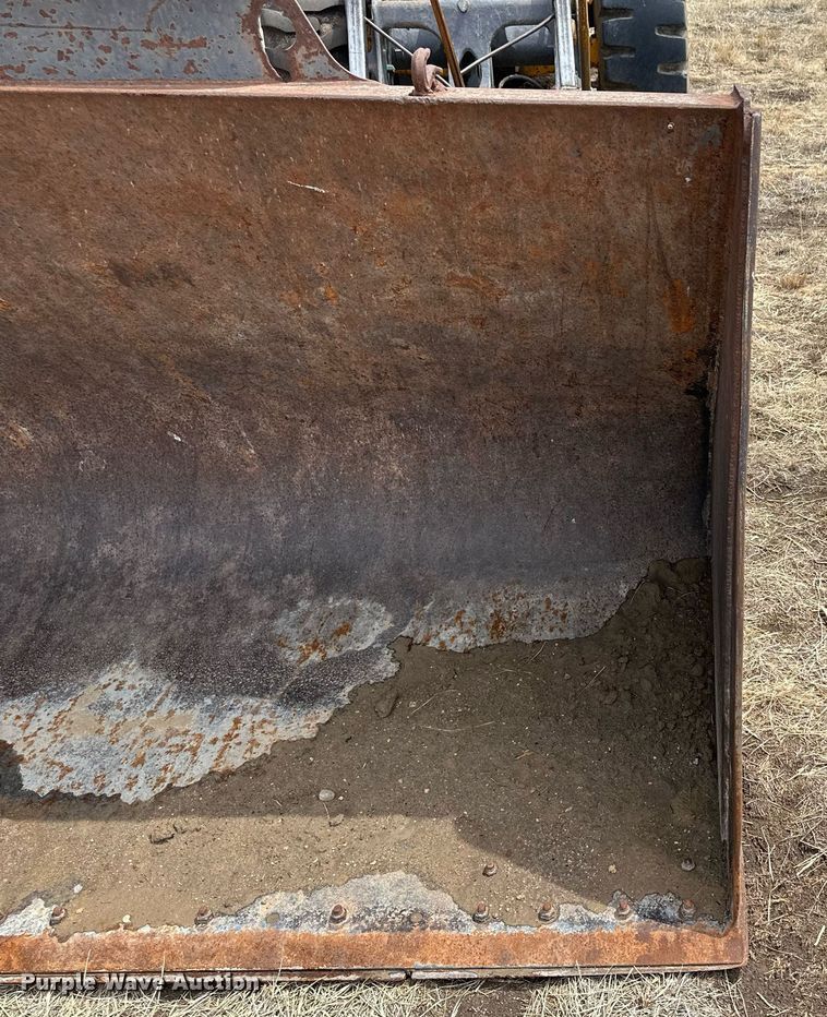 image for item KX9041 2000 Volvo L70D  wheel loader