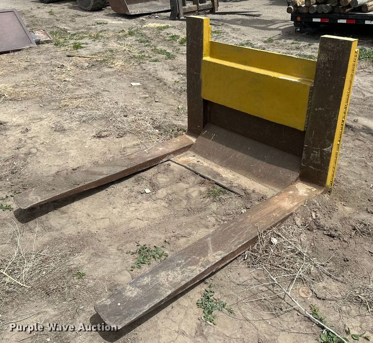 image for item KX9050 JRB 416  wheel loader forks