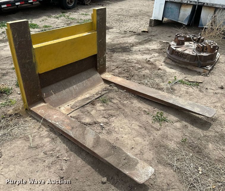 image for item KX9050 JRB 416  wheel loader forks