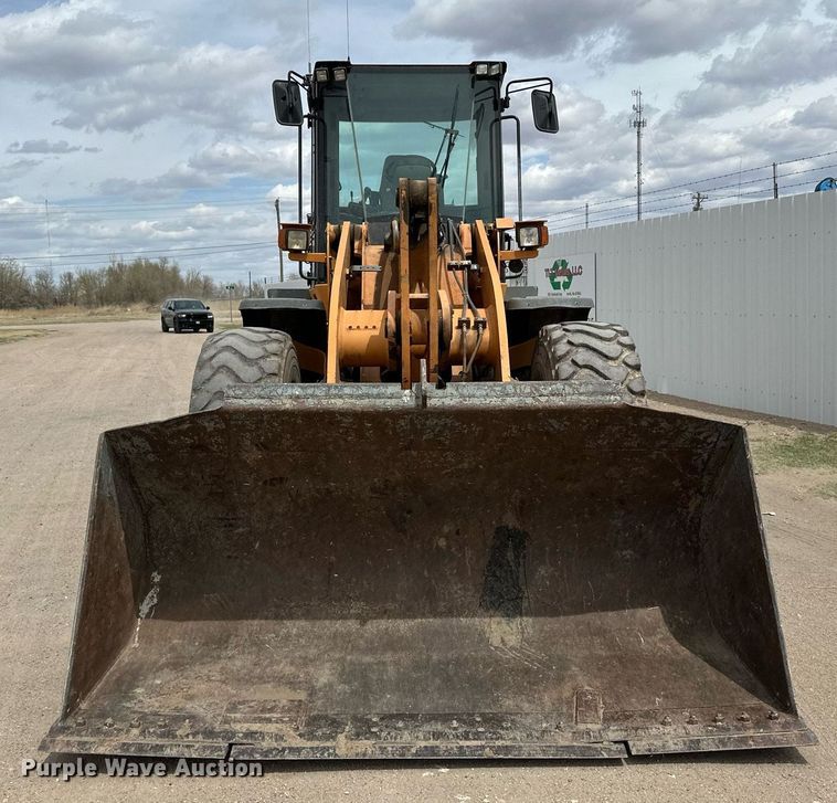 image for item KX9052 2013 Case 721F  wheel loader