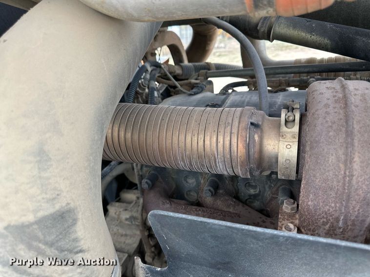 image for item KX9052 2013 Case 721F  wheel loader