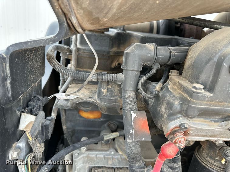 image for item KX9052 2013 Case 721F  wheel loader