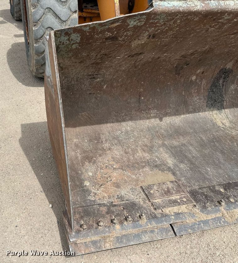 image for item KX9052 2013 Case 721F  wheel loader