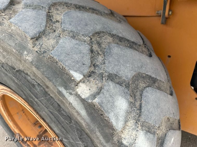 image for item KX9052 2013 Case 721F  wheel loader